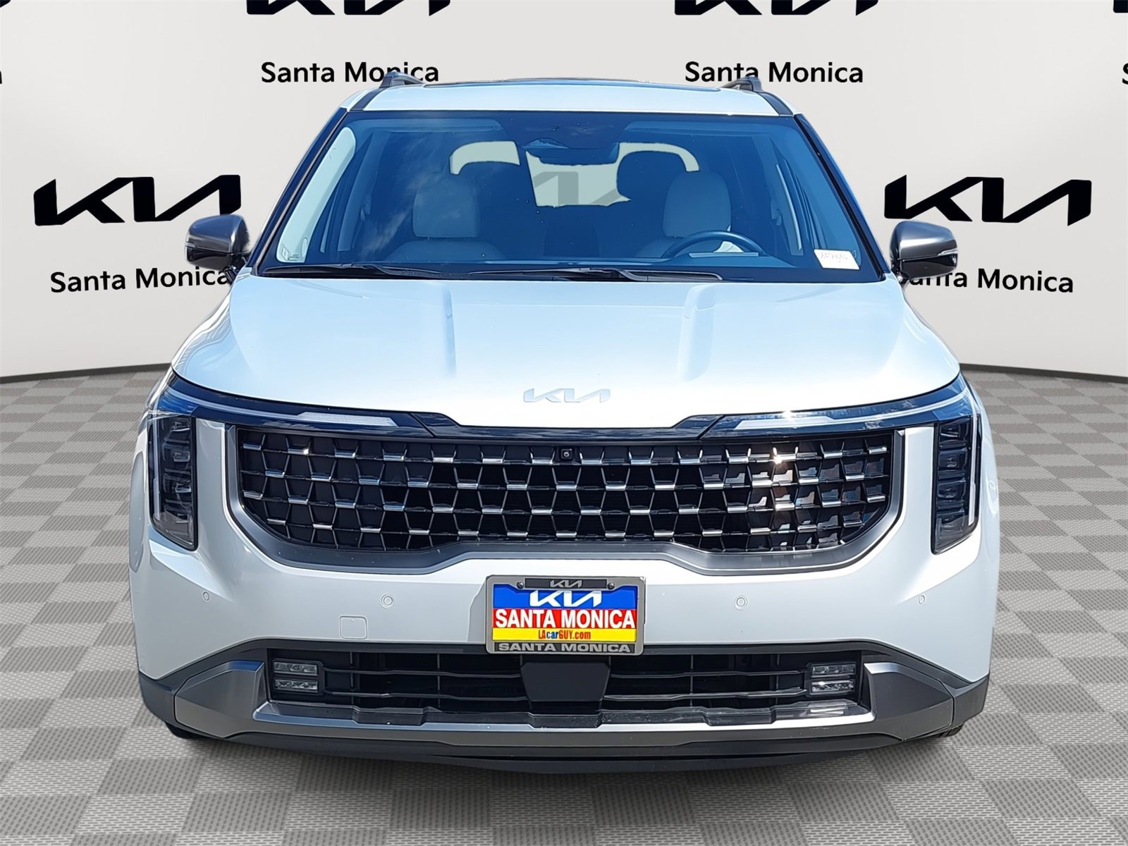 Certified 2025 Kia Carnival SX Prestige image 2