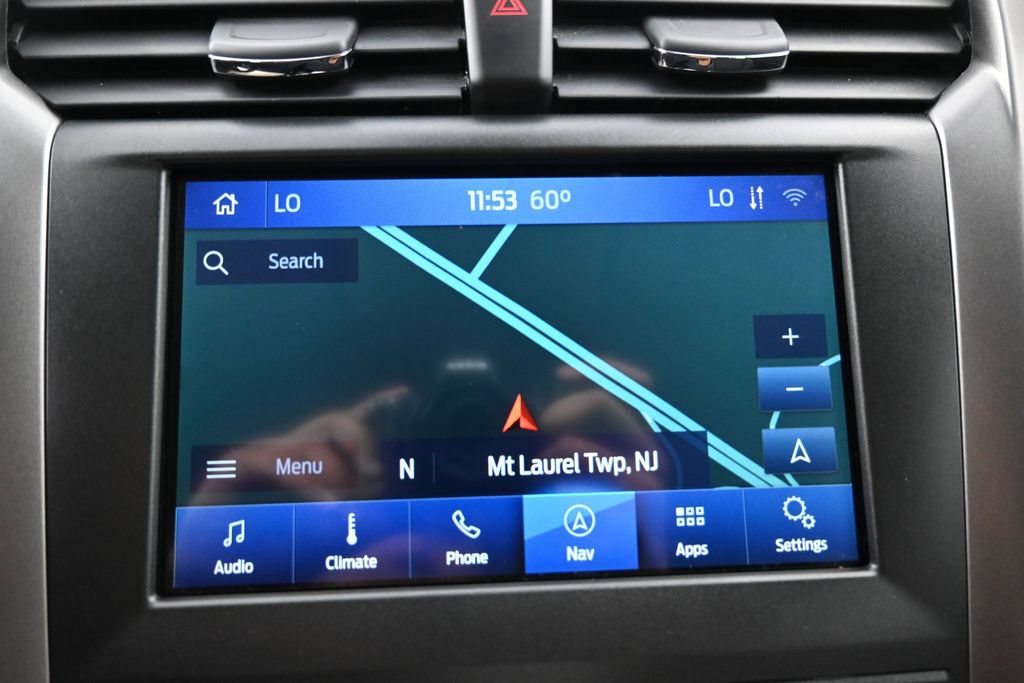 Used 2020 Ford Fusion SE FWD image 13