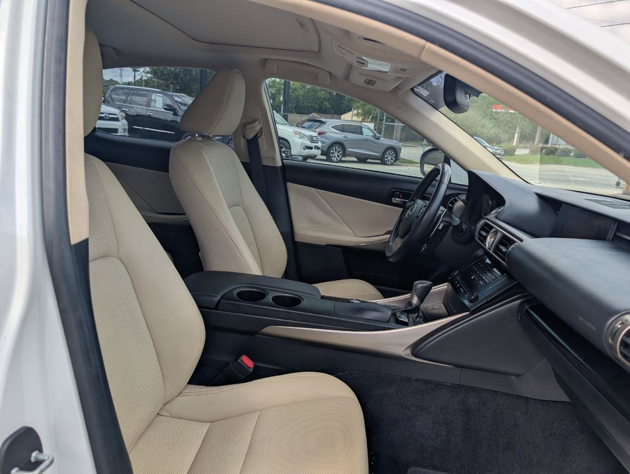 Used 2014 Lexus IS 250 w/ Navigation Package RWD image 17