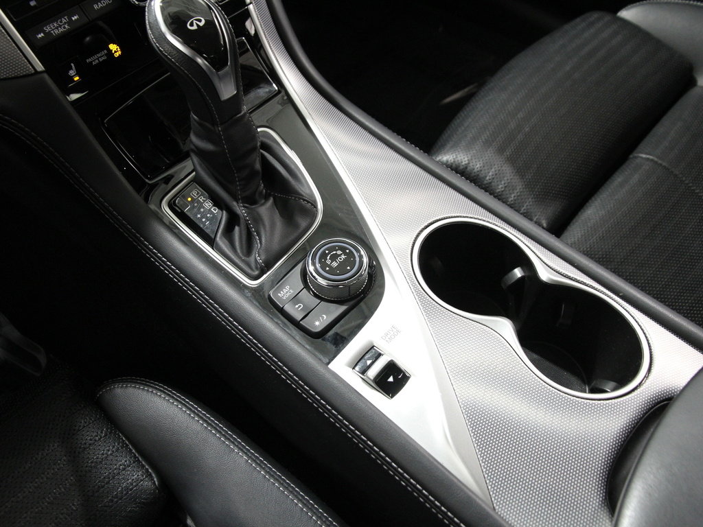 Used 2018 INFINITI Q50 Sport image 16