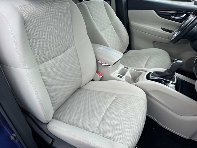 Used 2022 Nissan Rogue Sport SV FWD image 23
