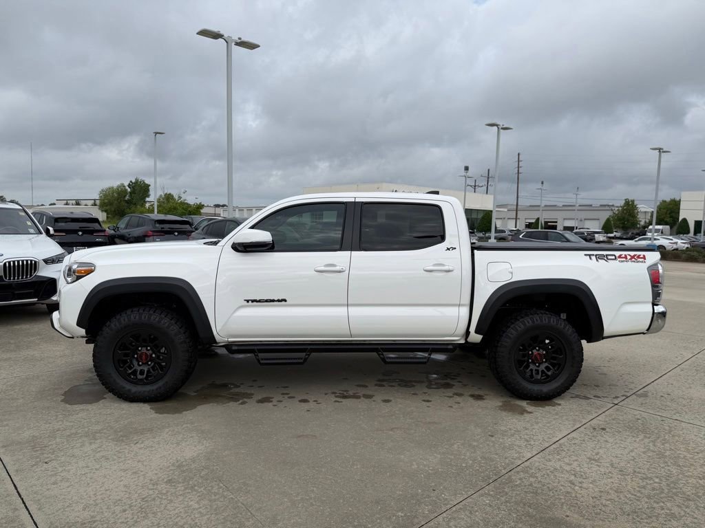 Used 2021 Toyota Tacoma TRD Off-Road AWD/4WD image 10