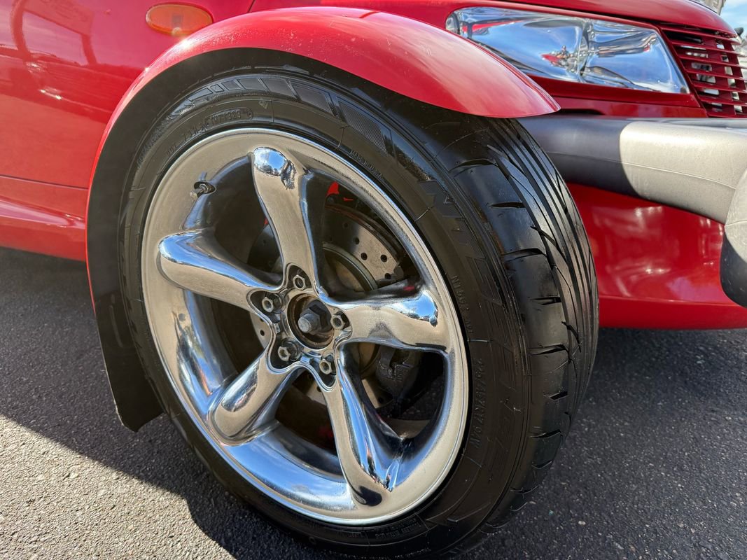 Used 1999 Plymouth Prowler image 13