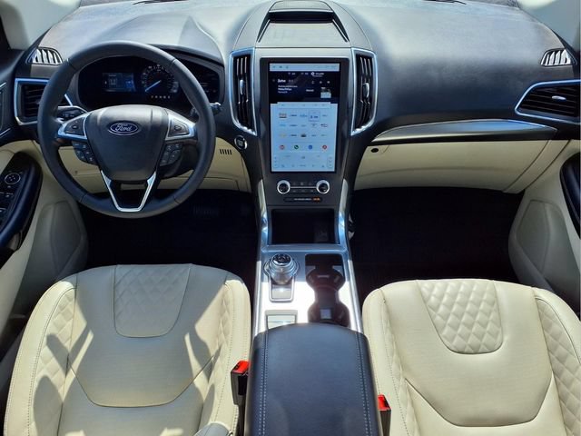 Used 2024 Ford Edge Titanium w/ Equipment Group 301A AWD/4WD image 16