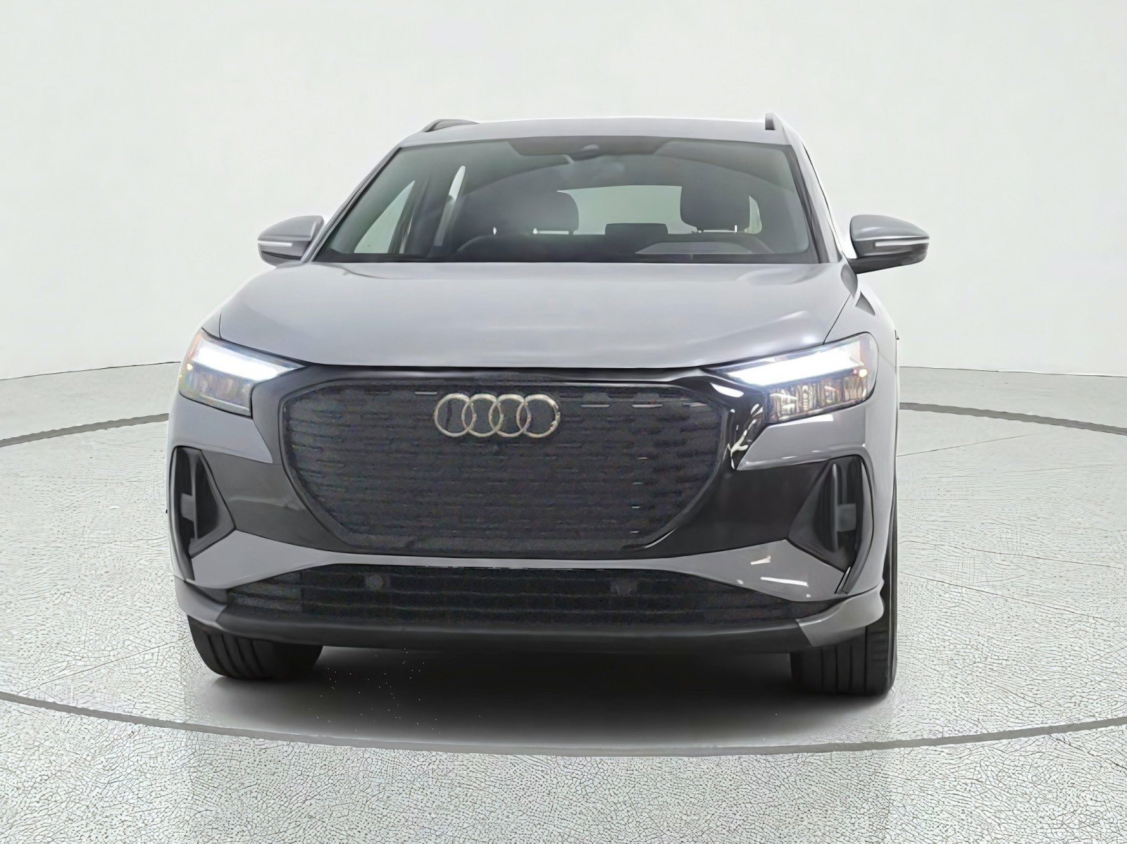 Used 2023 Audi Q4 e-tron Premium Plus w/ Premium Plus AWD/4WD image 2