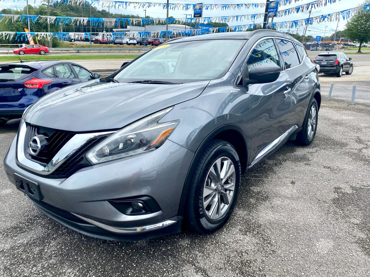 Used 2018 Nissan Murano SV image 3