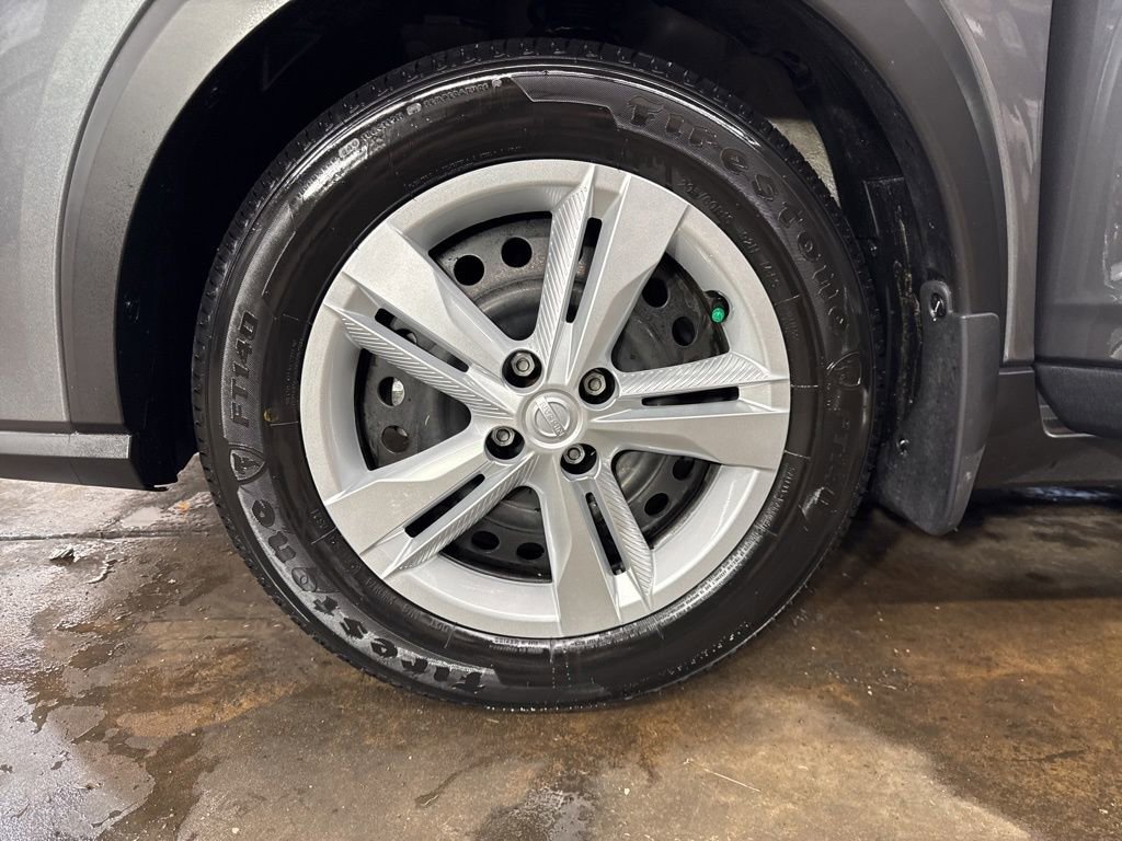 Certified 2025 Nissan Kicks Play S image 56