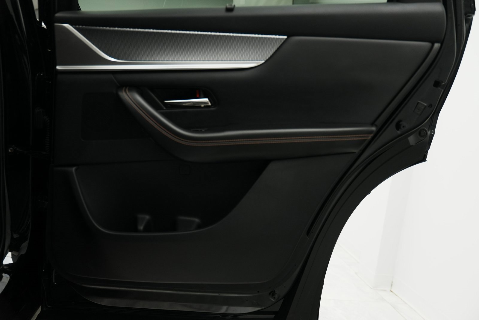 Used 2025 MAZDA CX-90 3.3 Turbo w/ Preferred Package image 44