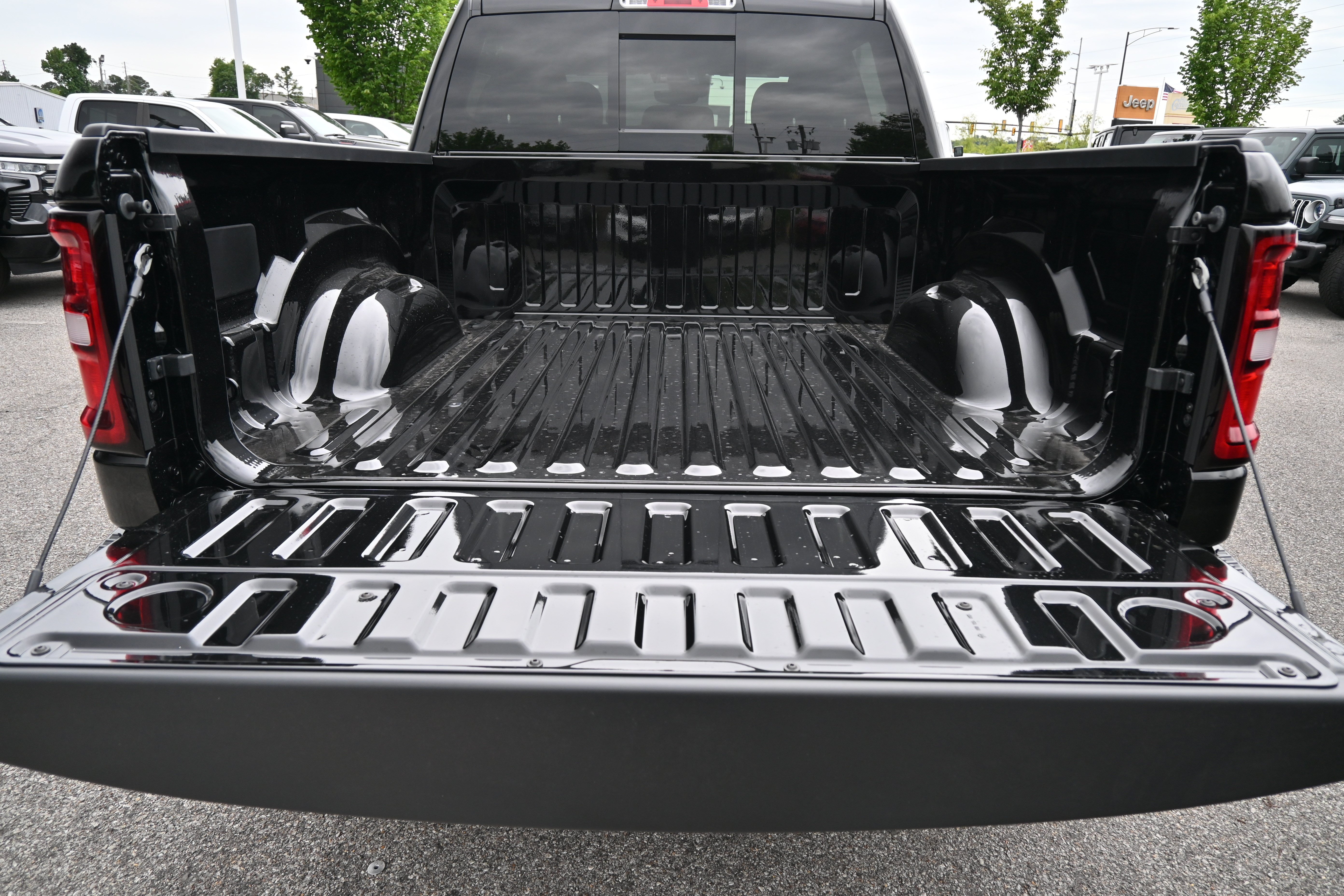 New 2026 RAM 1500 Big Horn AWD/4WD image 31