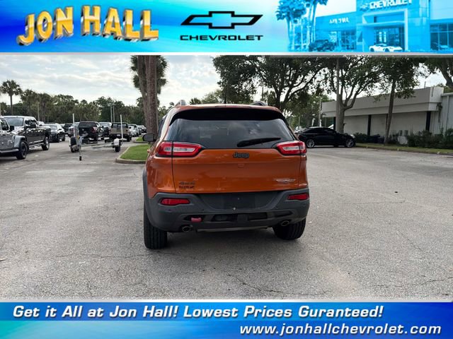 Used 2015 Jeep Cherokee Trailhawk w/ Comfort/Convenience Group AWD/4WD image 10