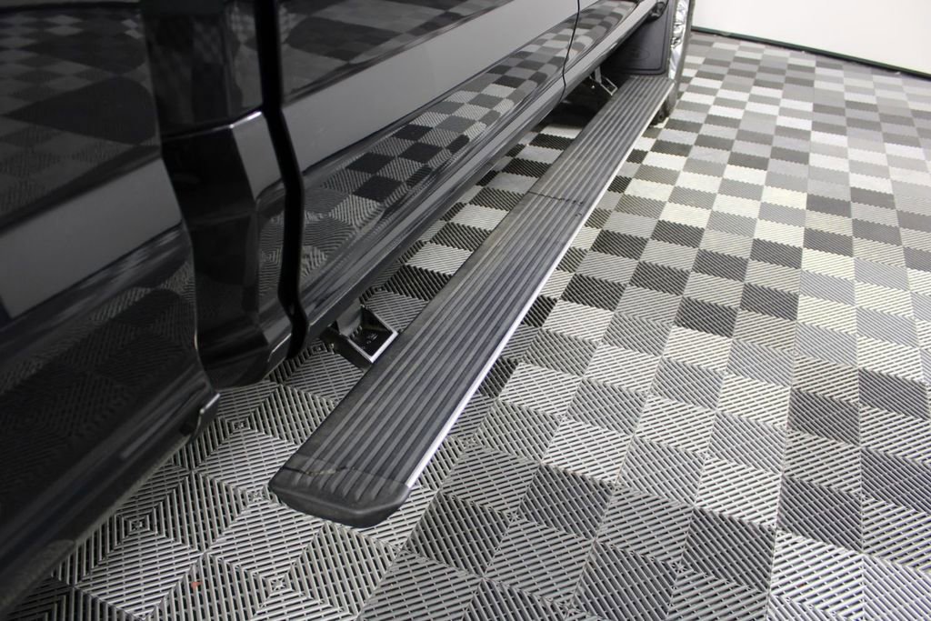 Used 2020 Ford F350 Platinum image 11