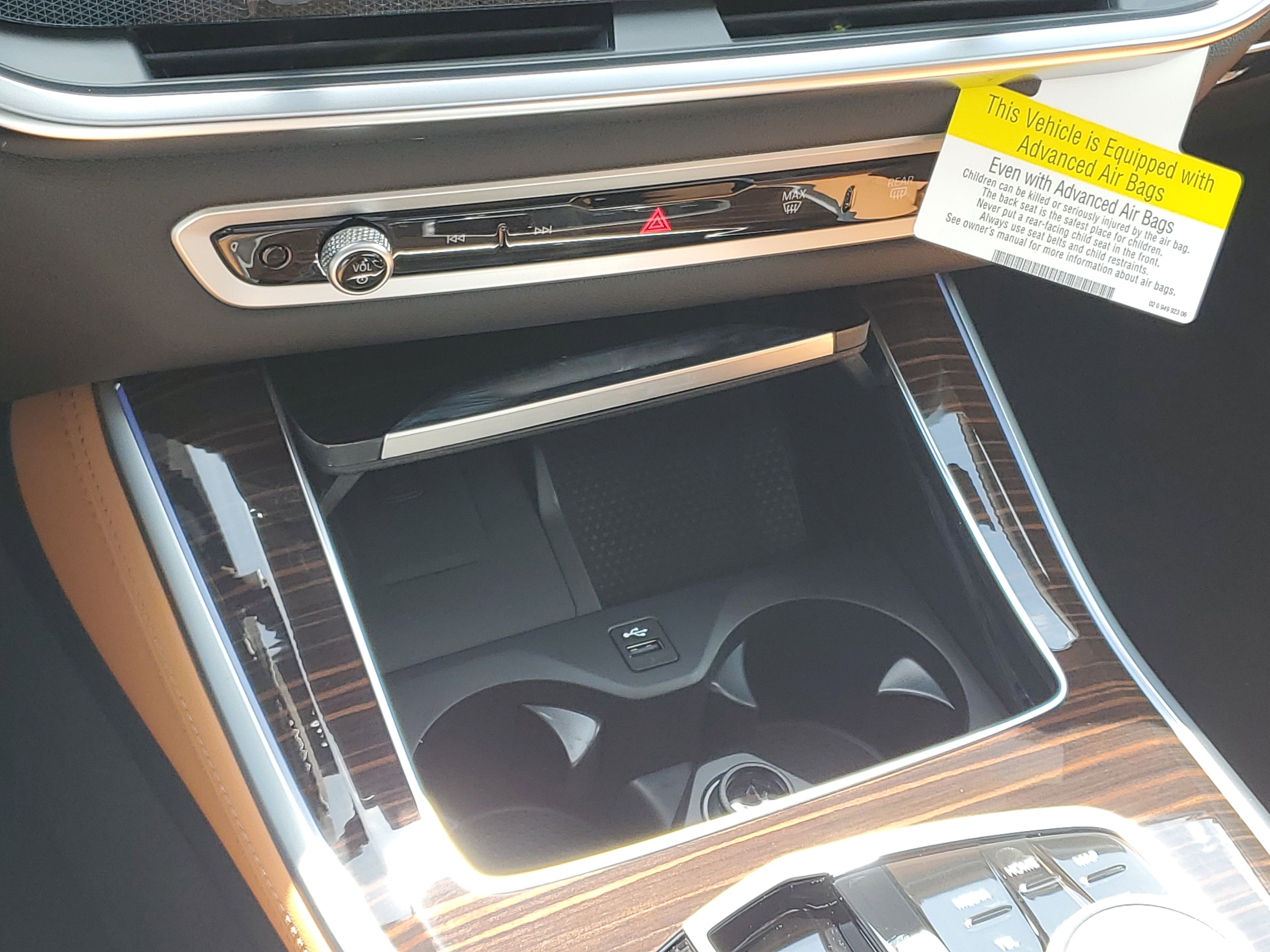 New 2026 BMW X5 xDrive40i w/ M Sport Package AWD/4WD image 18