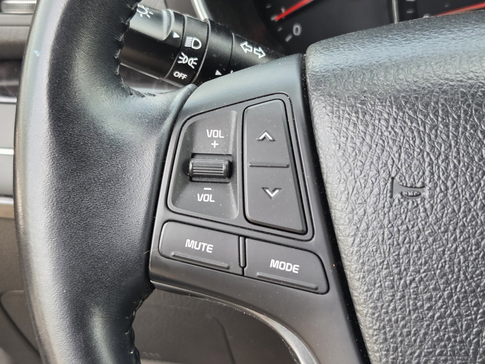 Used 2015 Kia Sorento LX image 22