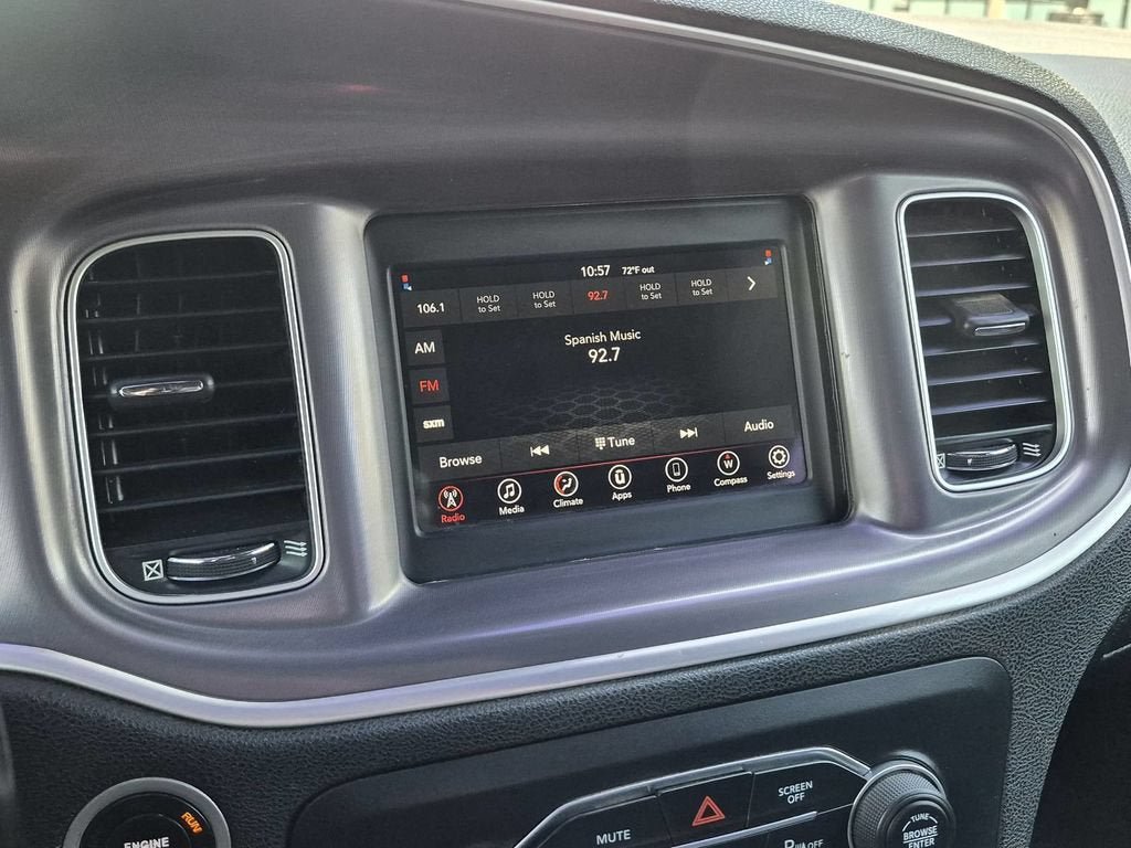 Used 2020 Dodge Charger SXT RWD image 15