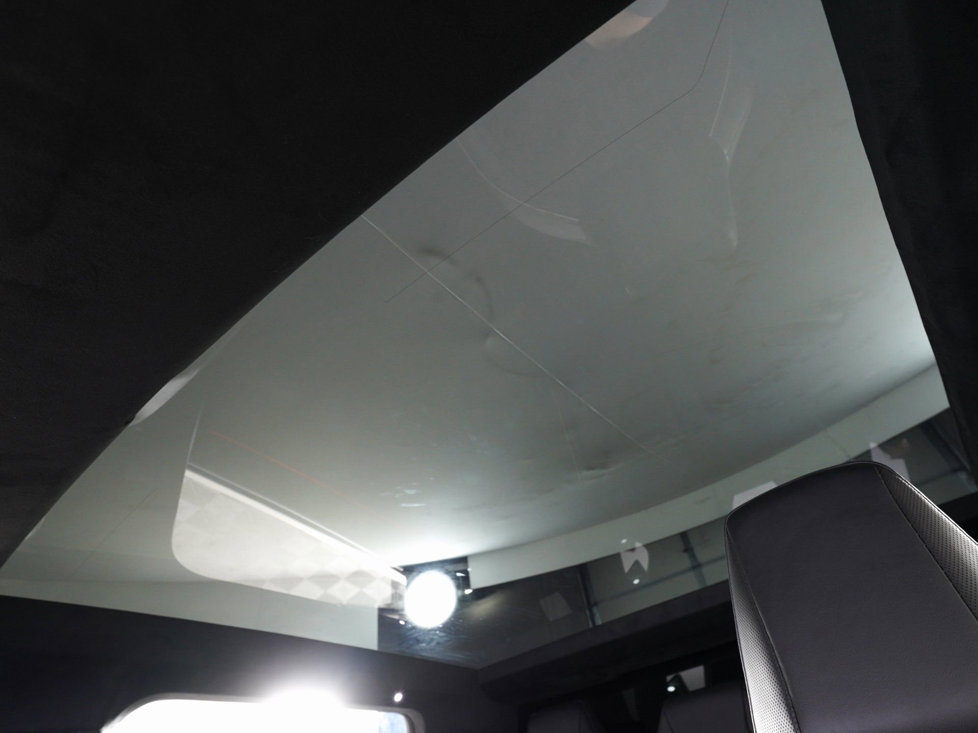 Used 2025 Tesla Cybertruck AWD Crew Cab image 28