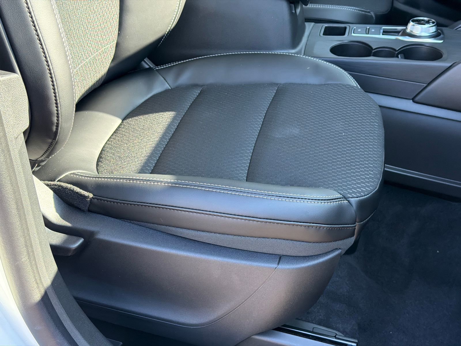 New 2026 Ford Escape SE FWD image 11