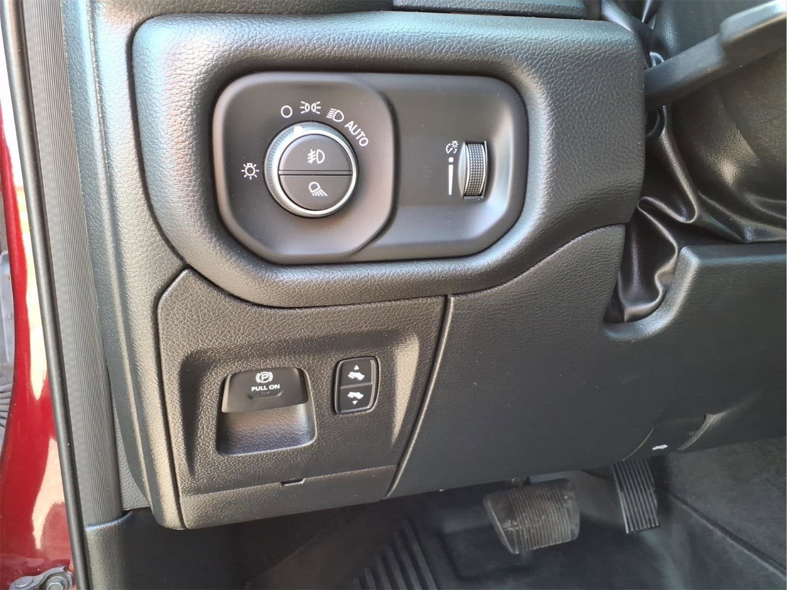 Used 2022 RAM 1500 Big Horn AWD/4WD image 15
