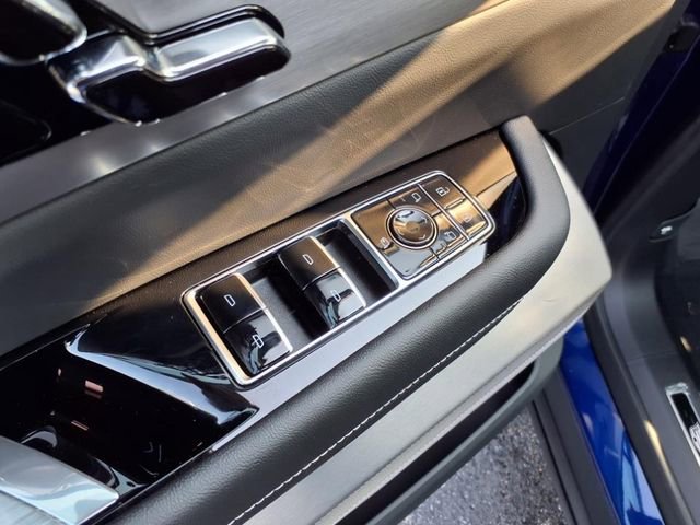 New 2026 Cadillac Vistiq Sport image 29