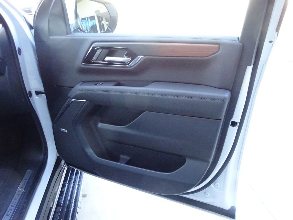 Certified 2026 GMC Yukon Denali w/ Denali Reserve Package image 34