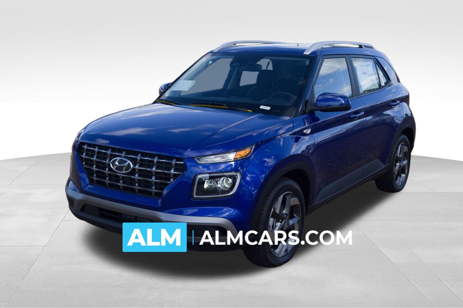 Used 2025 Hyundai Venue Limited image 1