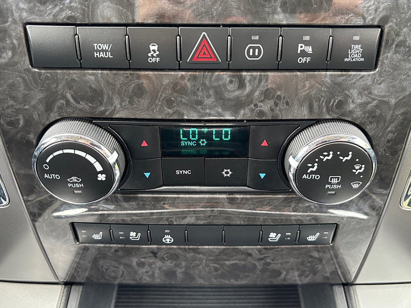 Used 2012 RAM 2500 Limited AWD/4WD image 23