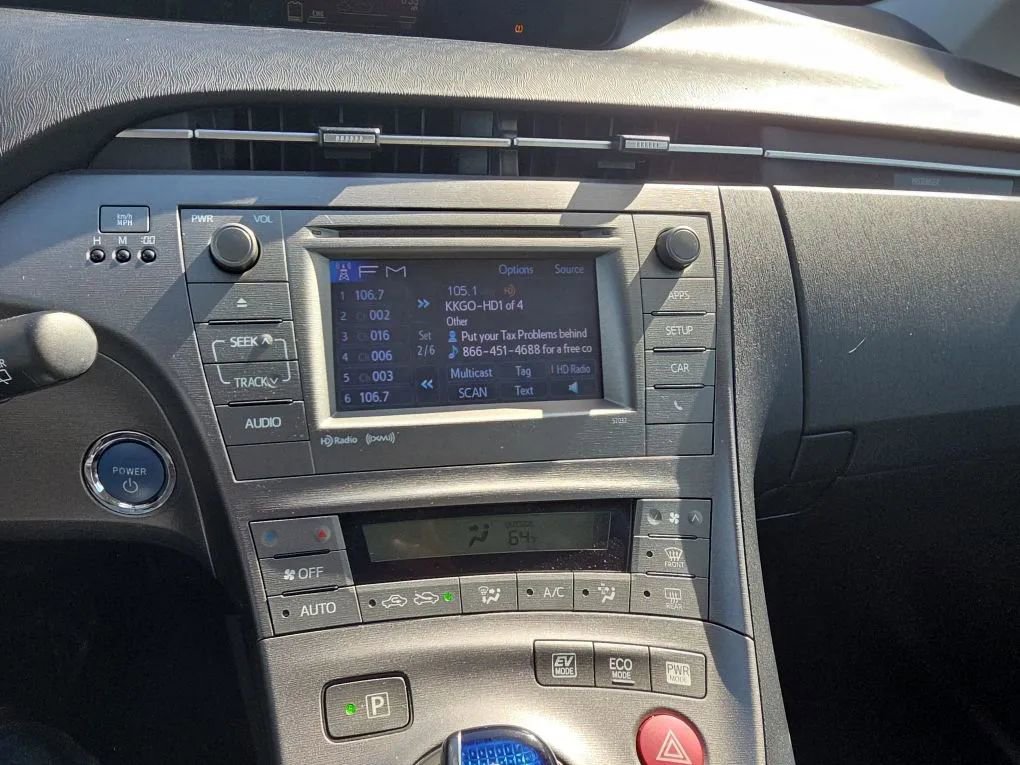 Used 2013 Toyota Prius Persona Series FWD image 39