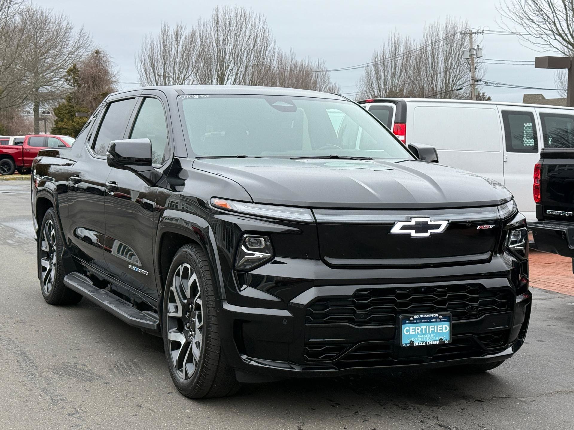 Certified 2024 Chevrolet Silverado EV RST AWD/4WD image 1