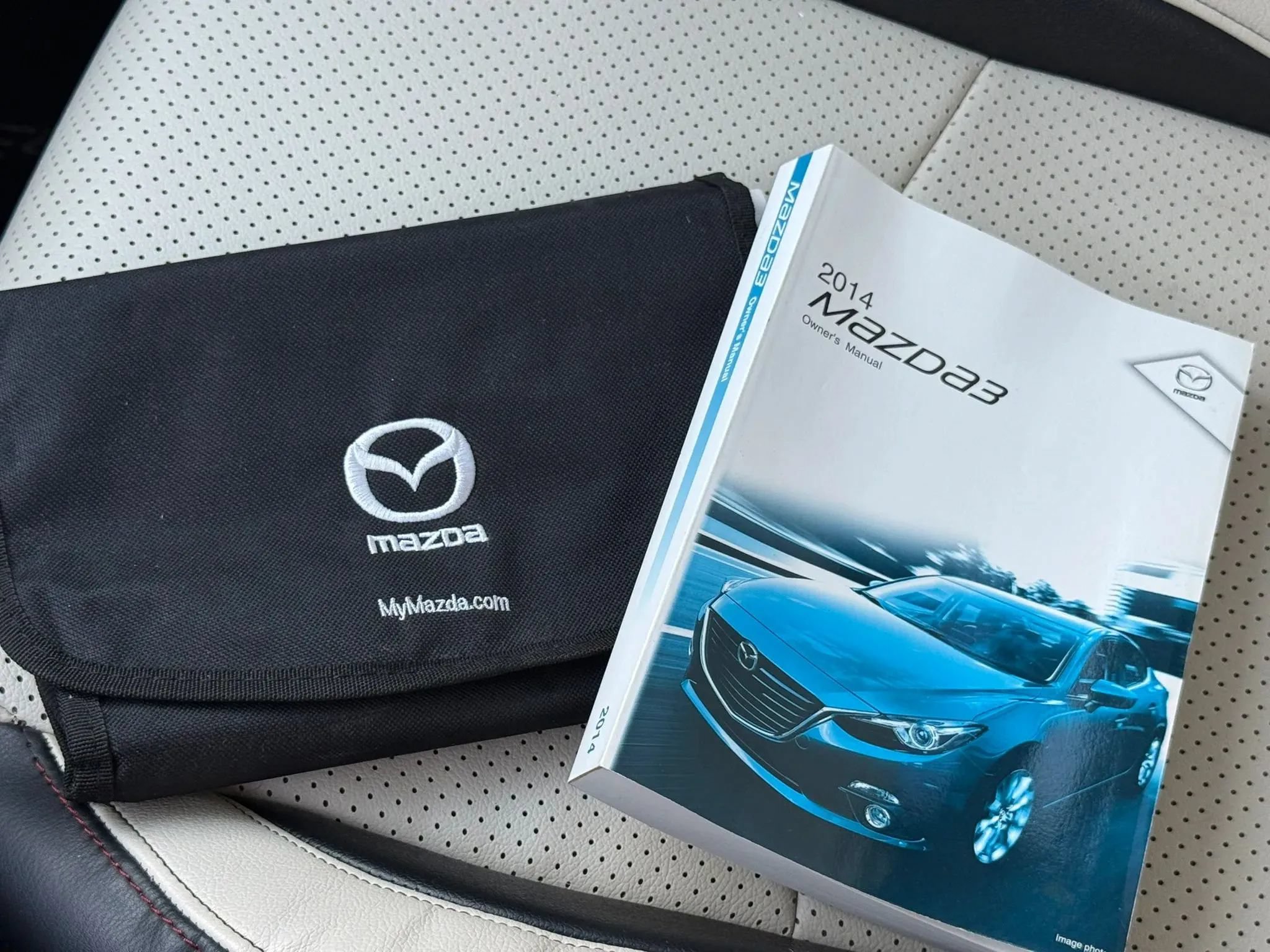 Used 2014 MAZDA MAZDA3 s Grand Touring FWD image 16
