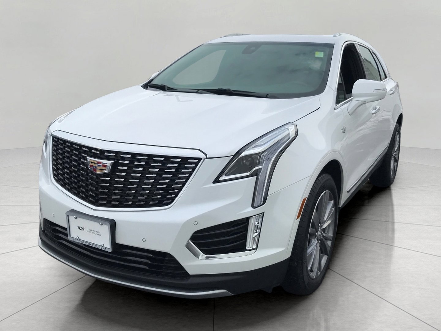 Certified 2025 Cadillac XT5 Premium Luxury image 11