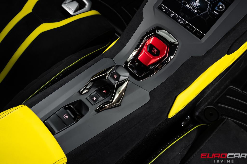 Used 2022 Lamborghini Huracan STO RWD image 35