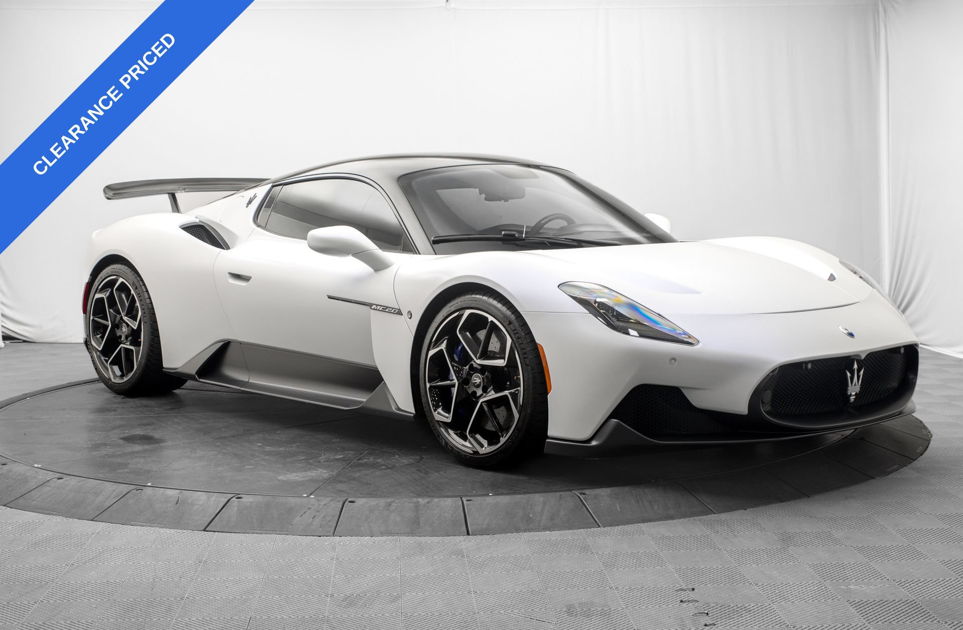 Used 2022 Maserati MC20 Coupe RWD image 9