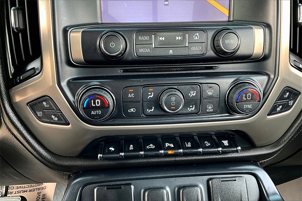 Used 2015 GMC Sierra 3500 Denali w/ Duramax Plus Package image 32