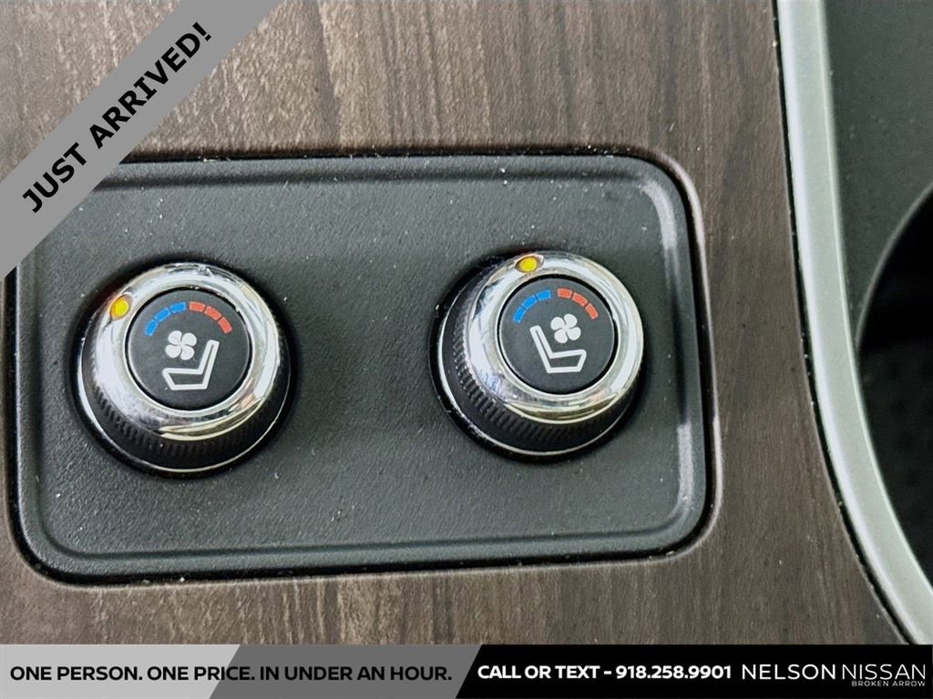 Certified 2019 Nissan Murano Platinum w/ Cargo Package image 21