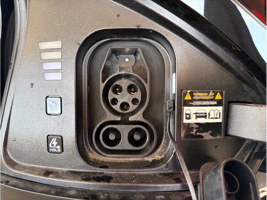 Used 2024 Kia EV6 Light AWD/4WD image 31