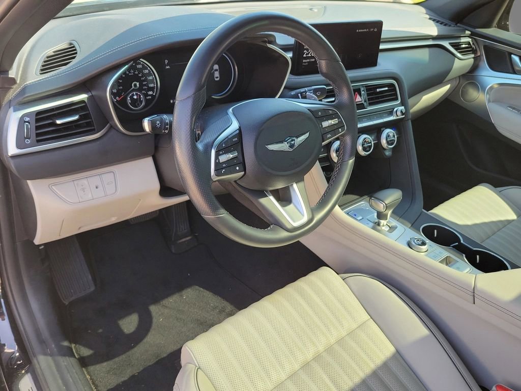 Used 2022 Genesis G70 2.0T w/ Prestige Package image 13