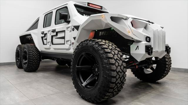 Used 2025 Jeep Gladiator Sport AWD/4WD image 11
