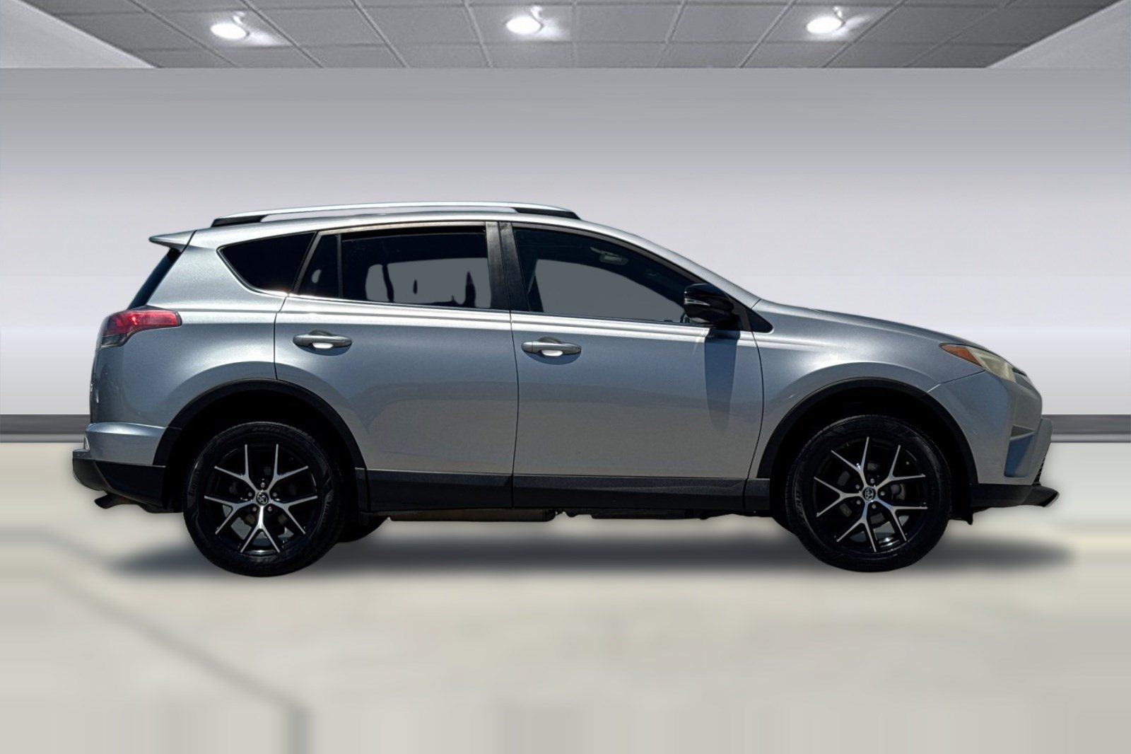 Used 2016 Toyota RAV4 SE AWD/4WD image 7