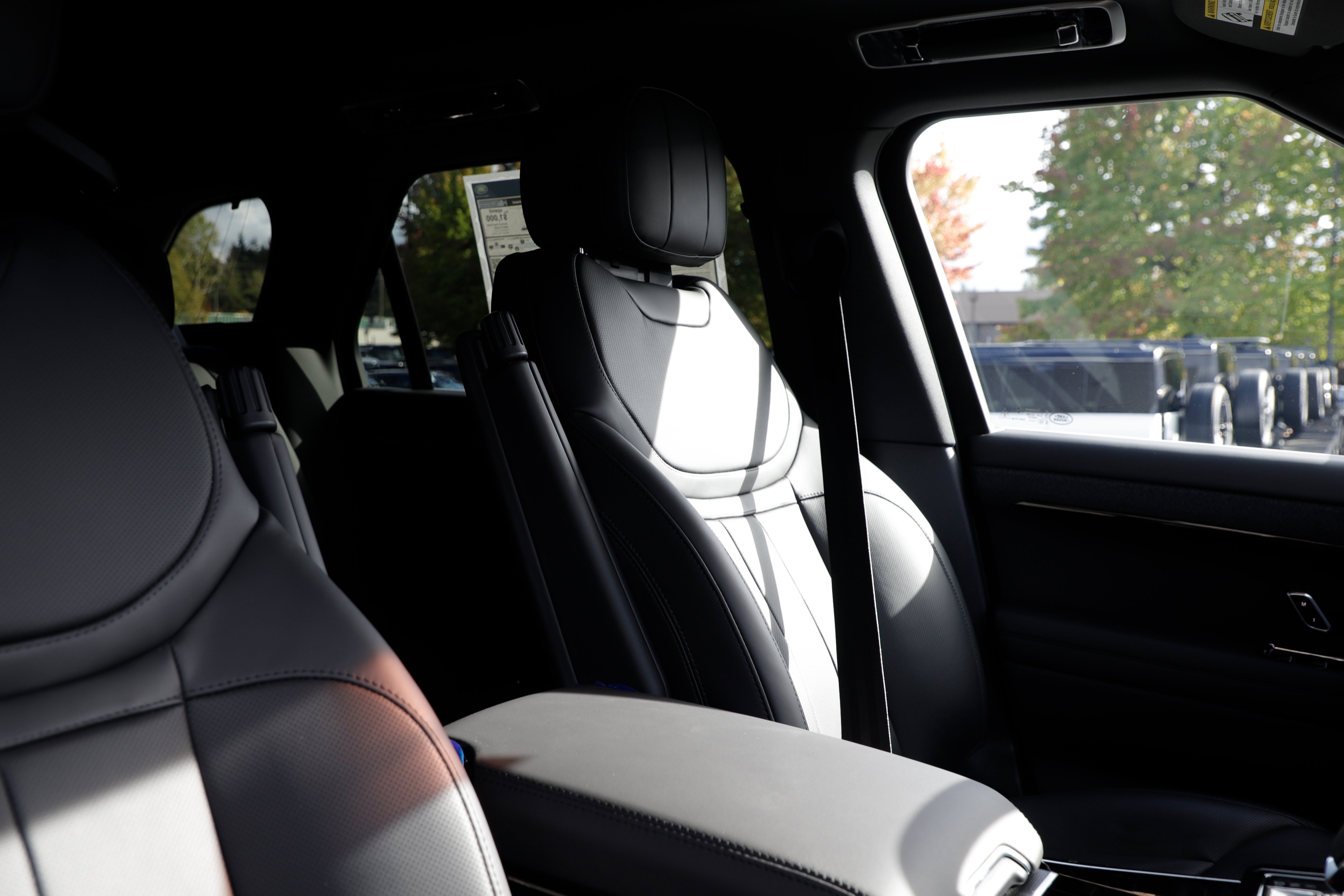 New 2026 Land Rover Range Rover Sport Dynamic SE AWD/4WD image 10