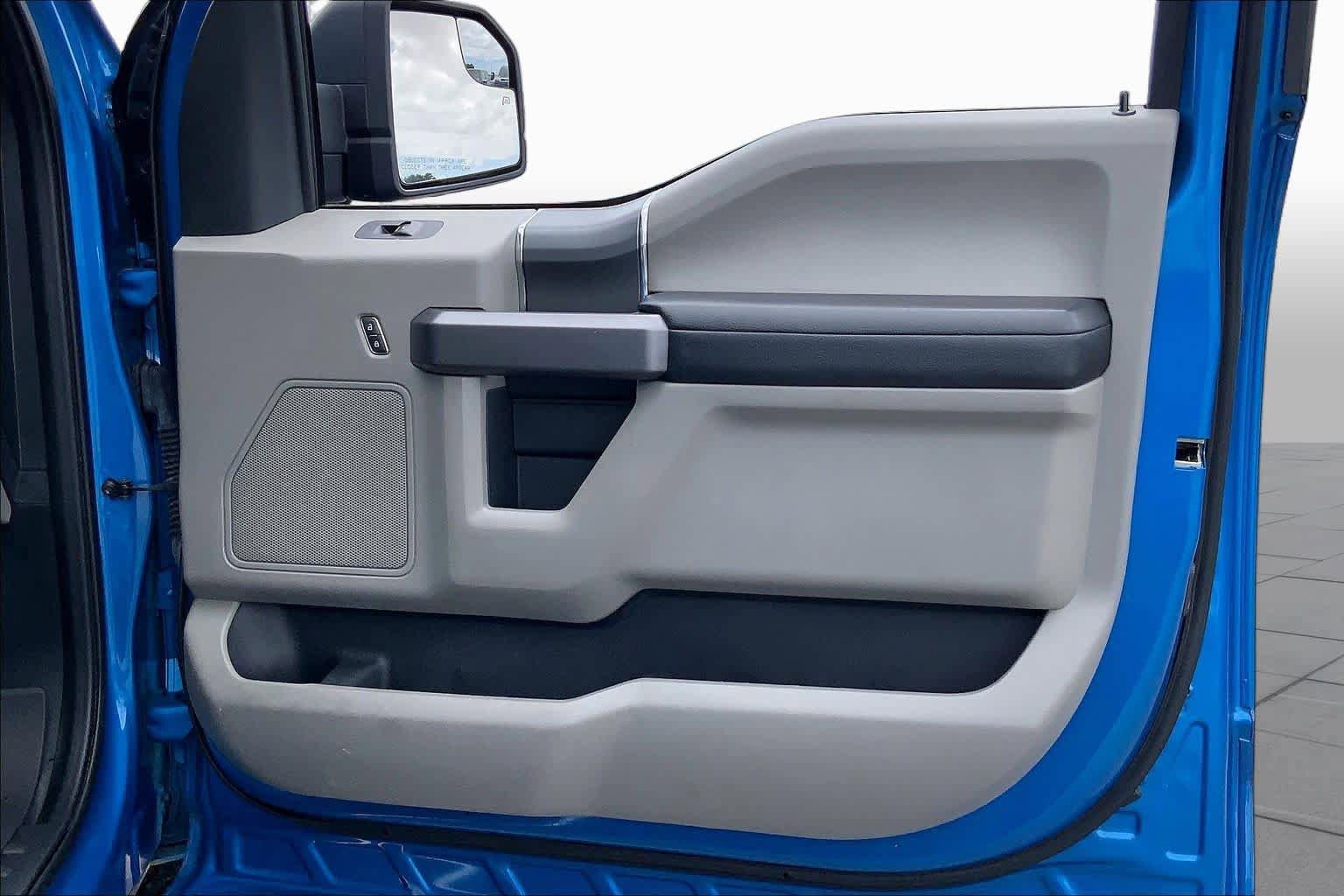 Used 2019 Ford F150 XLT w/ Equipment Group 302A Luxury AWD/4WD image 23