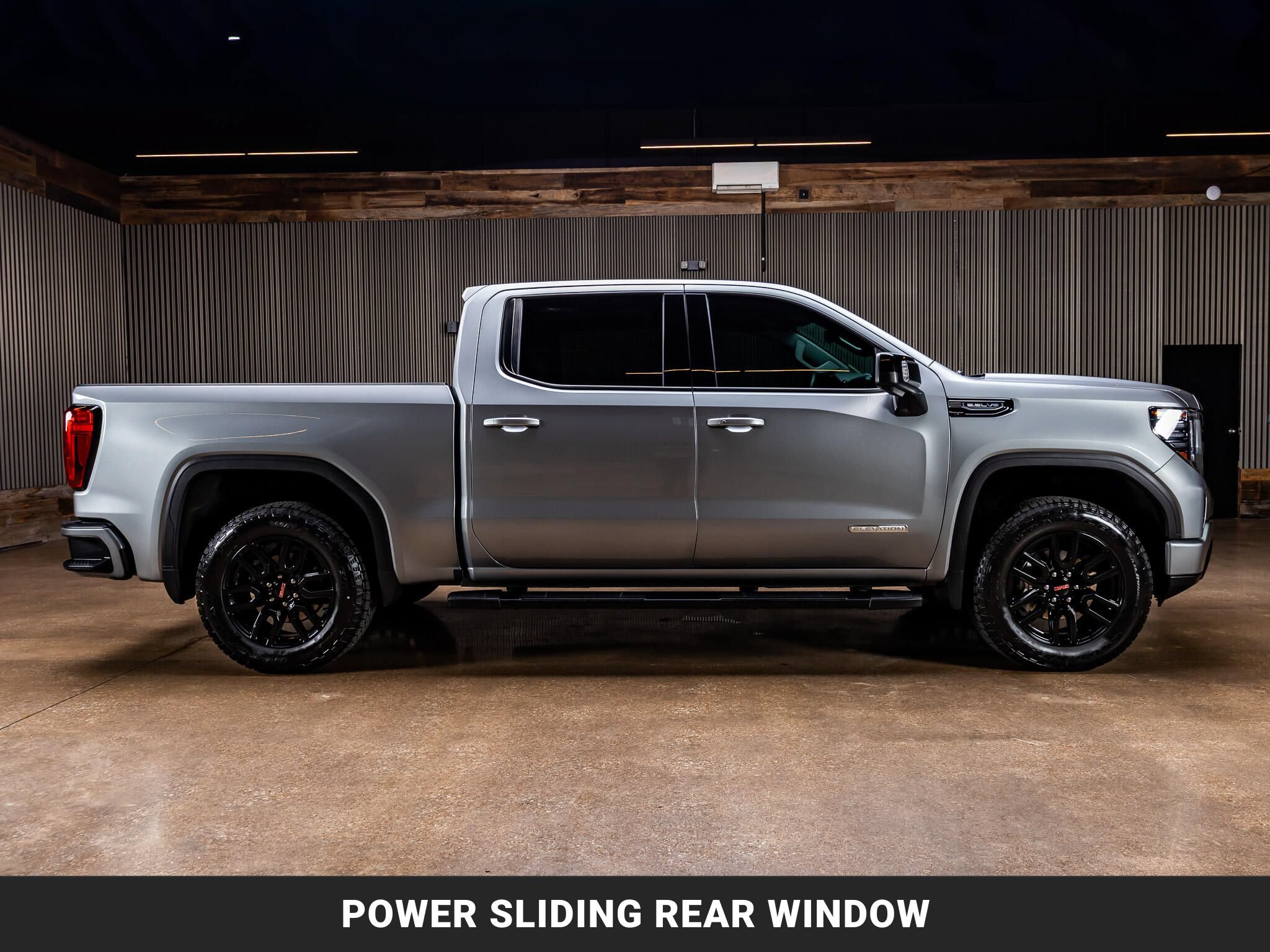 Used 2023 GMC Sierra 1500 Elevation w/ Elevation Premium Package AWD/4WD image 10