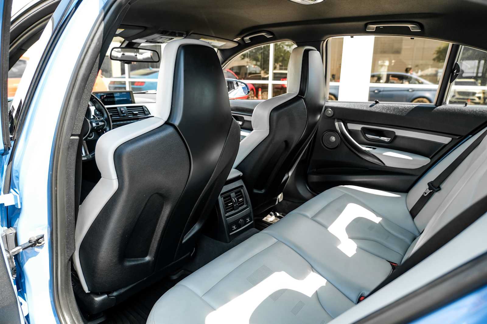 Used 2015 BMW M3 RWD image 36