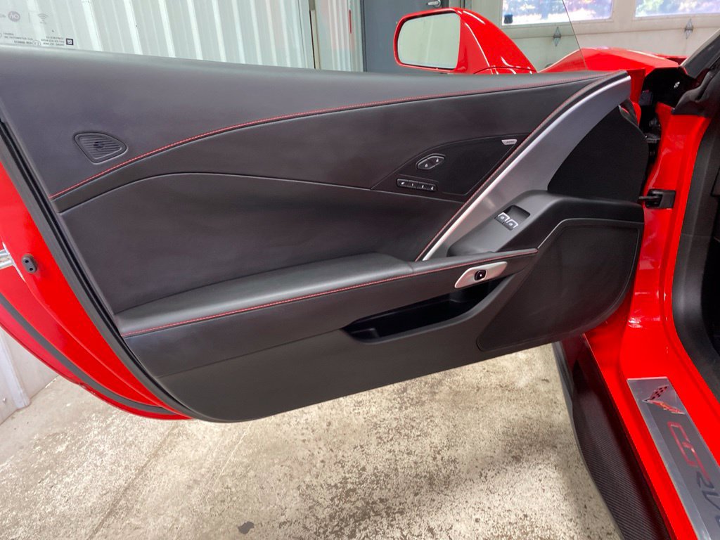 Used 2019 Chevrolet Corvette Z06 RWD image 27