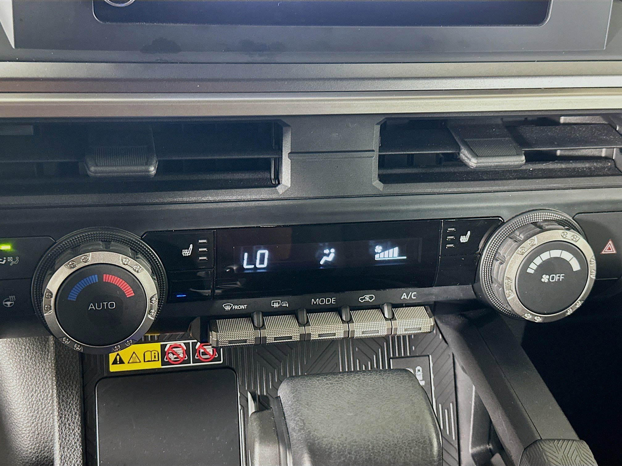 Used 2025 Toyota 4Runner TRD Off-Road image 24