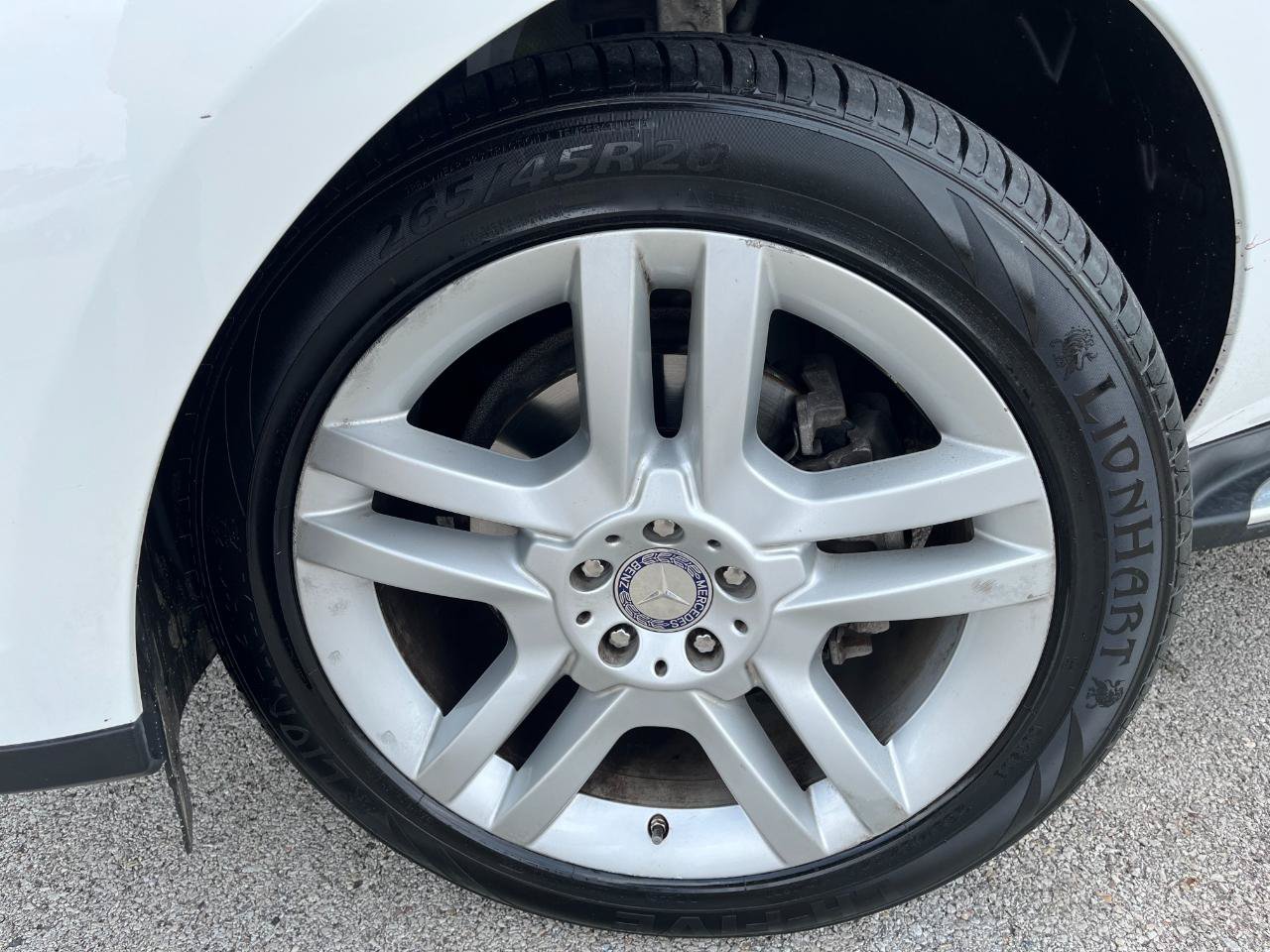 Used 2015 Mercedes-Benz ML 250 BlueTEC 4MATIC image 49