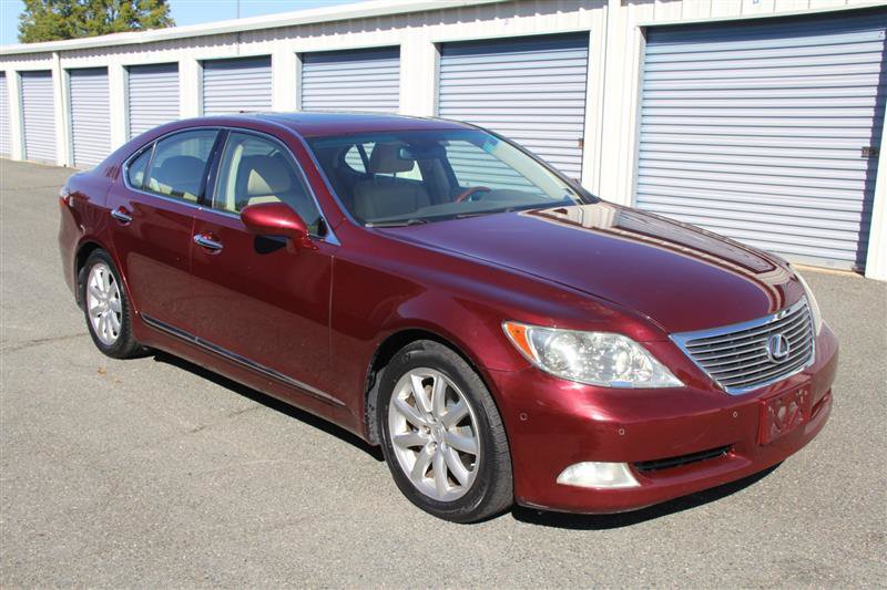Used 2007 Lexus LS 460 RWD image 4