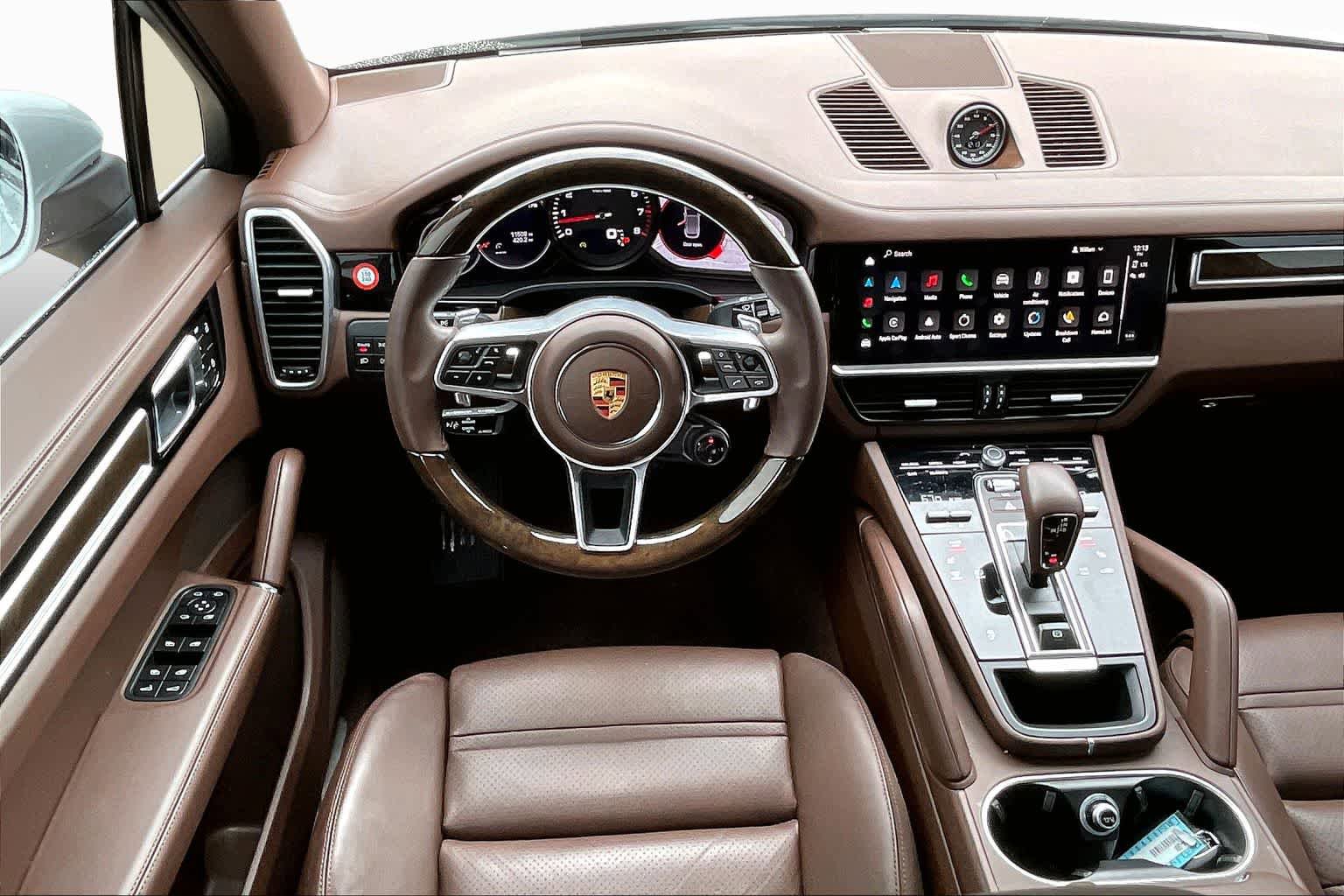 Used 2023 Porsche Cayenne AWD/4WD image 6