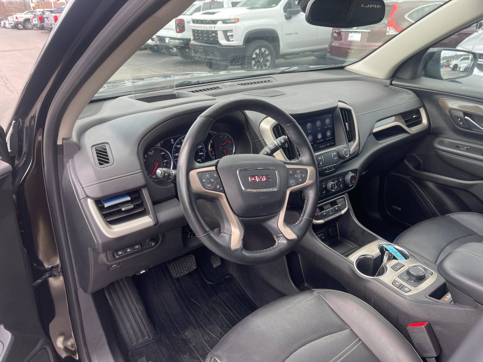 Used 2023 GMC Terrain Denali image 11