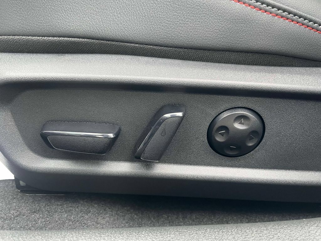 New 2026 Nissan Sentra SR w/ SR Premium Package FWD image 14
