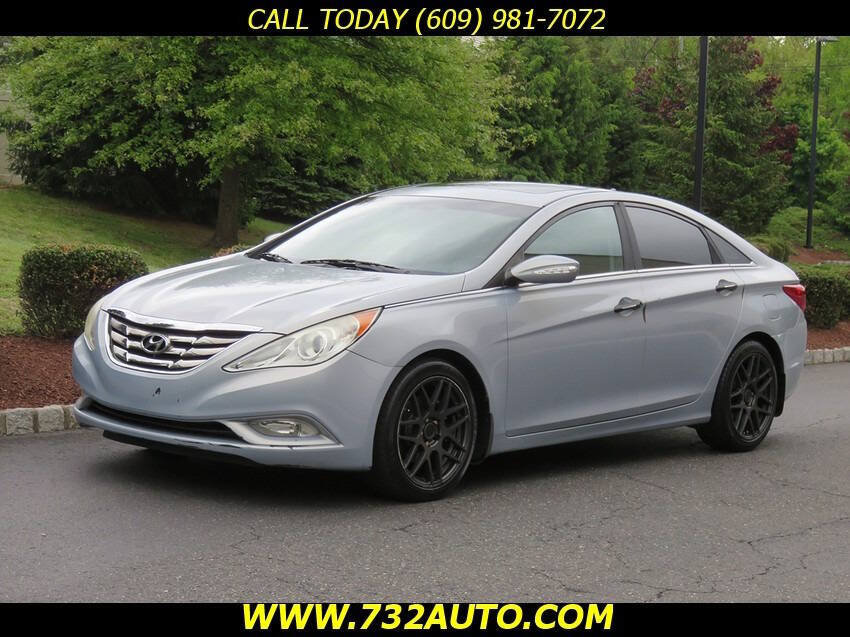 Used 2011 Hyundai Sonata Limited w/ Navigation Pkg 5 FWD image 1