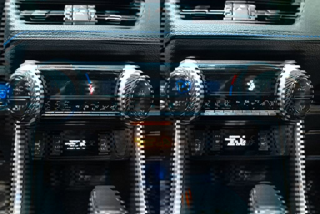 Used 2021 Toyota RAV4 XSE w/ XSE Grade Weather Package image 22